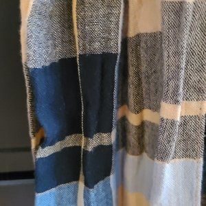 Gap Plaid Cotton Scarf – Beige, Blue & Black | Unisex